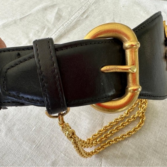 Donna Karan Collectable Vintage Wide Leather Belt w Gold Cross and Chain Details - Picture 12 of 12